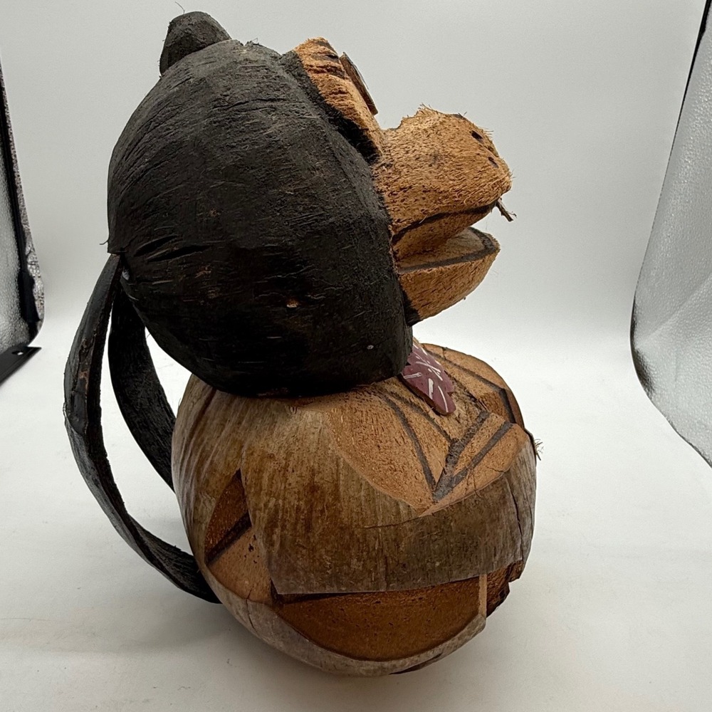 Hand Carved Coconut Monkey Folk Art Figurine Philippines Tropical Tiki Decor - Picture 12 of 13